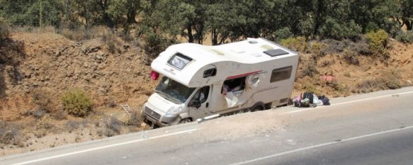 Imagen de archivo del accidente de una autocaravana en la carretera de Campillos // CharryTV Imagen de archivo del accidente de una autocaravana en la carretera de Campillos // CharryTV