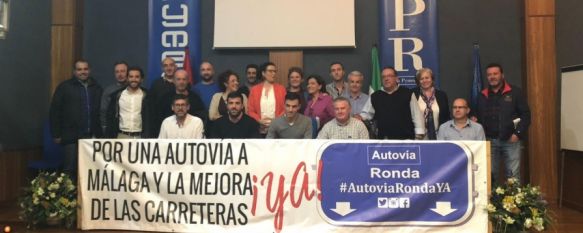 La plataforma ha supeditado la convocatoria de futuras manifestaciones al éxito de sus contactos con los gobernantes. // CharryTV La plataforma ha supeditado la convocatoria de futuras manifestaciones al éxito de sus contactos con los gobernantes. // CharryTV