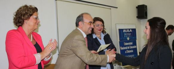 El acto tuvo lugar en la Casa del Jalifa, sede del aula delegada de la UNED en Ronda. // CharryTV