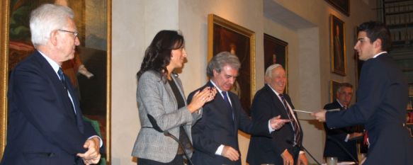 Imagen del acto celebrado esta tarde en la Biblioteca de la Real Maestranza de Ronda. // CharryTV