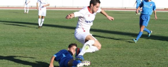 El C.D. Ronda logra su primera victoria en casa gracias a un soberbio Juanito, Un gol de Alexis complicó un partido plácido de los de Alessandro Pierini, que fueron superiores a su rival, 11 Nov 2012 - 15:02