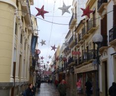 La Calle Espinel acogerá la inauguración oficial del alumbrado navideño.  // CharryTV