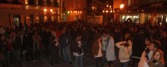La plaza del Socorro se llenó de personas para protestar contra las medidas del Gobierno. // CharryTV