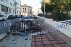 Así quedó el quiosco, situado en calle Bulerías, tras ser calcinado. // CharryTV