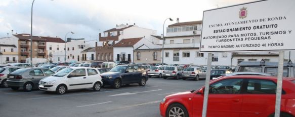 En el solar del antiguo cuartel el Consistorio se pretende crear una gran plaza pública, con aparcamientos subterráneos y un edificio de carácter cultural. // CharryTV