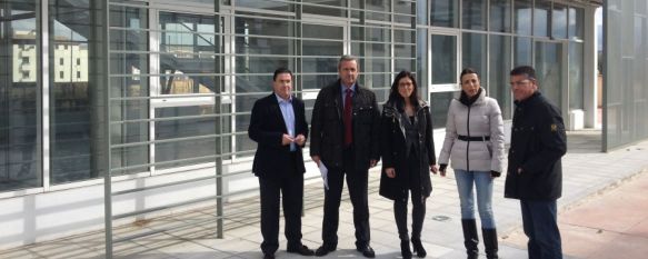 El diputado responsable del Patronato de Recaudación Provincial, José Alberto Armijo, ha visitado esta mañana las instalaciones. // CharryTV