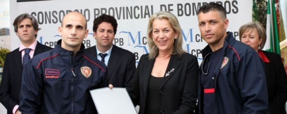 Juan María Díaz y Guillermo Cordal han sido los bomberos del parque de Ronda que han recibido un reconocimiento. // CharryTV