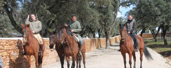 Reservatauro aumenta su atractivo con rutas a caballo, Próximamente la finca albergará una escuela de equitación y una zona de eventos, 13 Mar 2013 - 18:37