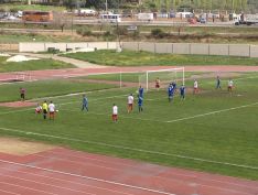 La Ciudad Deportiva vivió un encuentro muy abierto y con alternativas. // CharryTV