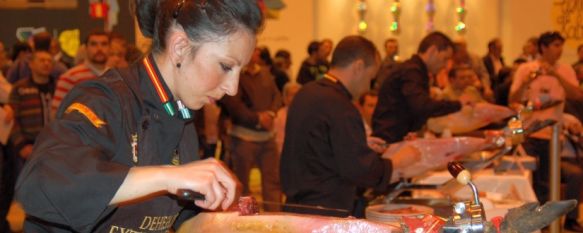 Una rondeña, en la Selección Española de Gastronomía, Lourdes Corbacho ha sido elegida para el equipo de Cortadores de Jamón de la marca España, 14 May 2013 - 19:01