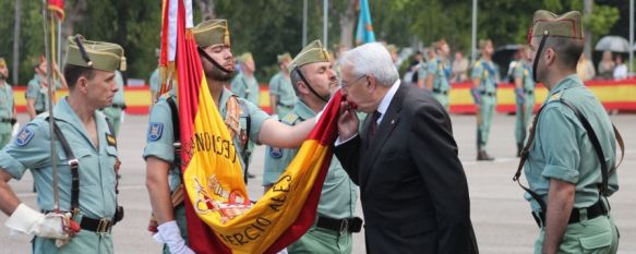 680 civiles juran la enseña nacional en el Acuartelamiento General Gabeiras, Esta mañana se ha celebrado una formación de Sábado Legionario presidida por el Secretario de Estado de Defensa, Pedro Argüelles, 08 Jun 2013 - 21:45