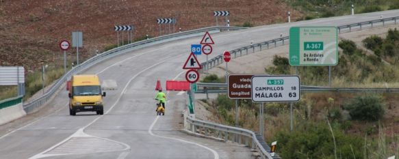 Cientos de vehículos usan a diario esta carretera, que supone la principal vía de comunicación con Málaga.  // CharryTV