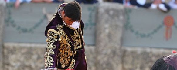 Resumen de la Feria y Fiestas de Pedro Romero 2.010, Como cada año, la ciudad se echó a la calle para disfrutar del ambiente previo a la Tradicional Corrida Goyesca. , 03 Nov 2010 - 21:18