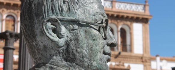 El Ayuntamiento de Ronda traslada la estatua de Blas Infante a la plaza del Socorro, El domingo se celebrará un acto institucional para conmemorar el LXXVII aniversario del fallecimiento del llamado Padre de la Patria Andaluza, 09 Aug 2013 - 19:37