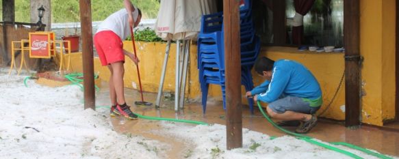 La tormenta deja lluvia y granizo en distintos puntos de la Serranía de Ronda, La Agencia Estatal de Meteorología ha activado la alerta amarilla hasta las doce de esta noche, 29 Aug 2013 - 18:56