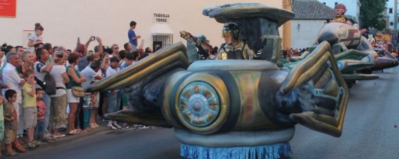 [Galería Fotográfica] Ronda se echa a la calle en el inicio de la Feria de Pedro Romero, Ayer se celebró la Cabalgata y posteriormente tuvo lugar el encendido del alumbrado en el recinto ferial Ángel Harillo, 04 Sep 2013 - 13:01