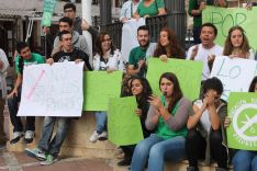 A pesar de que las clases estaban vacías, pocos estudiantes han participado en los actos. // CharryTV