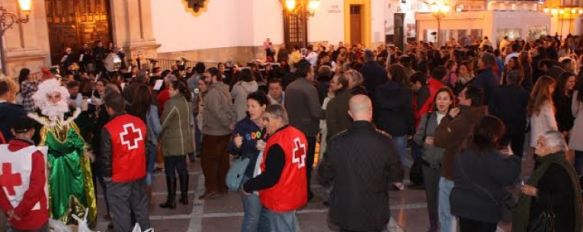 Los asistentes llenaron de solidaridad la céntrica plaza del Socorro. // CharryTV