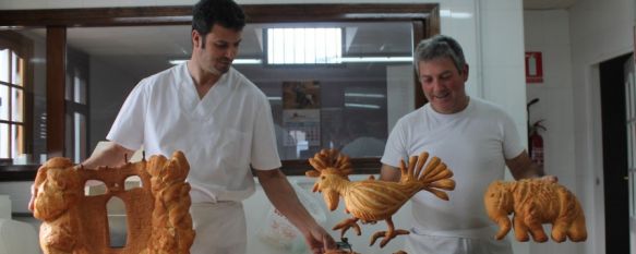 El pan se hace arte, Una panadería de Benaoján, regentada por rondeños, elabora su producto con las formas más llamativas, 21 Feb 2014 - 19:56