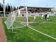 El capitán rondeño, Faucho, abrió la cuenta realizadora a los 47 minutos.  // Miguel Ángel Mamely