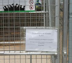 Desde la Protectora de Animales RAU recomiendan no acceder al recinto. // CharryTV