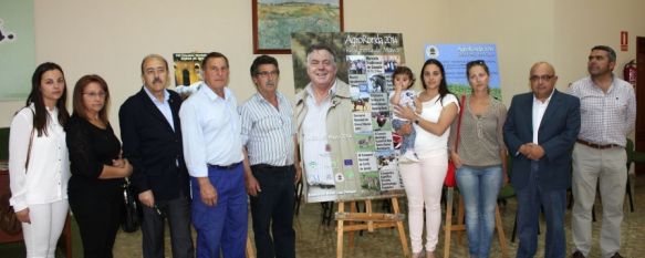 La familia de Manuel López ha acudido a la presentación del cartel. // CharryTV