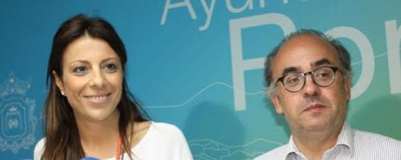 Fernández y Corrales, en rueda de prensa. // CharryTV