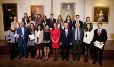 Premiados de la VII edición del Concurso de Historia para Jóvenes. // CharryTV