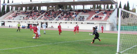 Jarro de agua fría en el descuento en el partido mil en categoría nacional (1-2), El CD Ronda cae derrotado ante el Maracena con un gol e Baraja en la última acción del choque , 23 Nov 2014 - 14:40