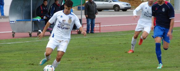 El CD Ronda sorprende al Martos y da un paso de gigante en la lucha por la permanencia, Los de Ángel Oliva fueron superiores a un aspirante a disputar los playoffs y se llevaron la victoria gracias a un gol de Morilla, 05 Apr 2015 - 19:47