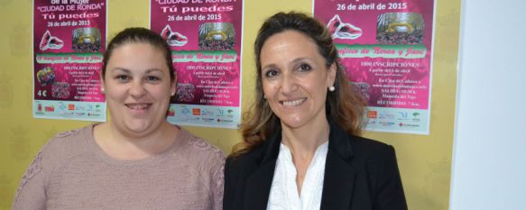 María José Zarzavilla, delegada de Igualdad, junto a Eva Lara, madre de Nera y Javi. // CharryTV