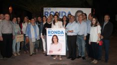 María de la Paz Fernández inició la campaña con un acto en la avenida de Málaga. // CharryTV