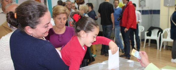 El Colegio Miguel de Cervantes está contando con una gran participación.  // CharryTV