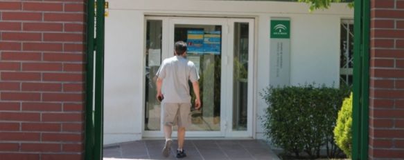 El paro cayó en julio en Ronda en 119 personas por la demanda en el sector servicios, Únicamente 54 de los 1.398 contratos laborales que se firmaron el pasado mes son indefinidos, 04 Aug 2015 - 20:09