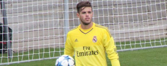 Curro Harillo en una partidos disputado en París con el Real Madrid en la UEFA Youth League. // CharryTV