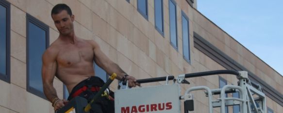 Hoy ha comenzado la sesión fotográfica en el Parque Central de Bomberos. // Maribel Chito