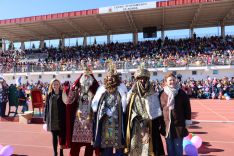 Miles de personas han acudido a la Ciudad Deportiva para ver a los Reyes Magos. // CharryTV