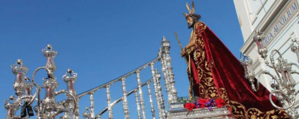 El Señor de la Escala, en su salida desde el templo de María Auxiliadora // CharryTV