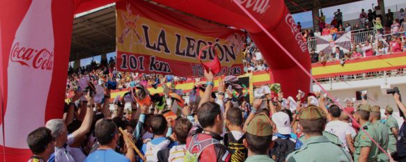 Ilusión y espíritu legionario en la salida de la XX edición de los 101 Kilómetros de Ronda, 7.500 deportistas ya recorren en marcha individual, por equipos y bicicleta de montaña la Serranía de Ronda , 13 May 2017 - 12:59