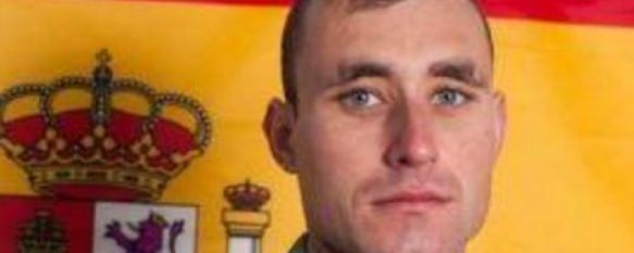 El Ejército de Tierra felicita a un legionario de Ronda que auxilió a dos personas heridas , Alberto Humanes observó una furgoneta volcada en el término de Montecorto y canalizó el tráfico hasta la llegada de la Benemérita , 09 Nov 2017 - 20:16