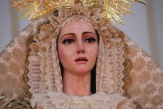 Primer plano de María Santísima de la Paloma // CharryTV