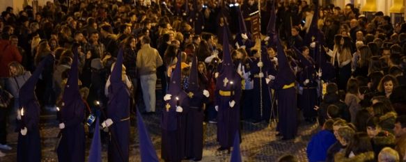 Brillantez y devoción en el cierre del Jueves Santo con la Hermandad de Padre Jesús, Este año se celebra el LXXV Aniversario de la Bendición de la imagen de la Virgen de los Dolores, 30 Mar 2018 - 02:54