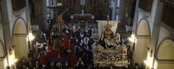 Interior de la iglesia de Los Descalzos, con los titulares de la Hermandad de las Angustias // Juandi Velasco