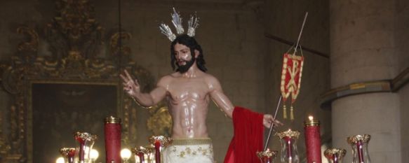 Imagen de Cristo Resucitado, una talla del veleño Israel Cornejo  // CharryTV