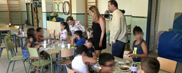 Medio centenar de menores disfrutan de la Escuela de Verano en La Dehesa-El Fuerte, La iniciativa implica la continuidad de la atención alimentaria y socioeducativa de niños en situación de vulnerabilidad, 31 Jul 2018 - 17:18