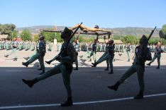 Los militares portan al Cristo de la Buena Muerte durante el desfile // CharryTV