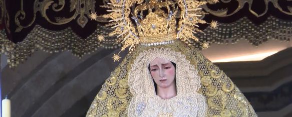 Devoción y fe en la salida extraordinaria de la Virgen de los Dolores por su 75 aniversario, La imagen estuvo arropada por multitud de fieles que fueron testigos de esta inusual salida por las calles de Ronda, 24 Sep 2018 - 13:16