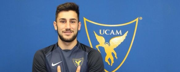 El jugador serrano suma su tercera campaña con el cuadro universitario // UCAM Murcia 