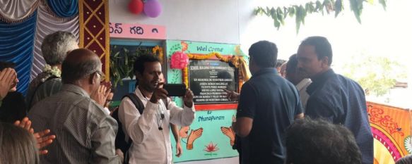 Inauguración de la escuela y centro comunitario construido gracias a los fondos recaudados en Ronda. // Carlos Banderas