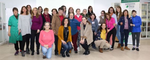 Los miembros de Asprodisis conmemoran el Día Internacional de la Mujer con la demanda de una mayor igualdad de derechos en el ámbito laboral para mujeres con discapacidad. // CharryTV